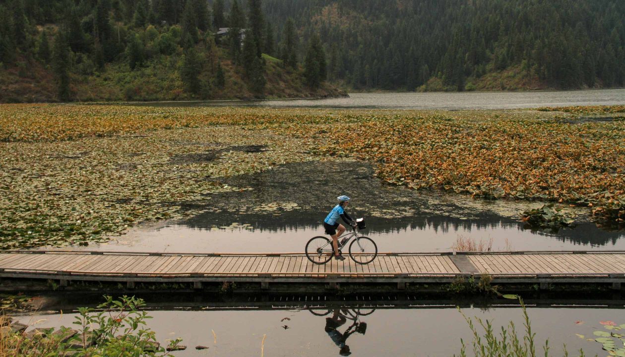 trail-core-d-alenes-biking-pond